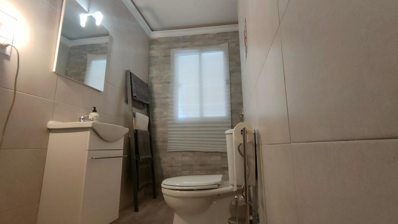 Amplio Apartamento Familiar De 3 Dormitorios En La Zubia Granada A Un Paso De La Alhambra Y Sierra Nevada Eksteriør billede