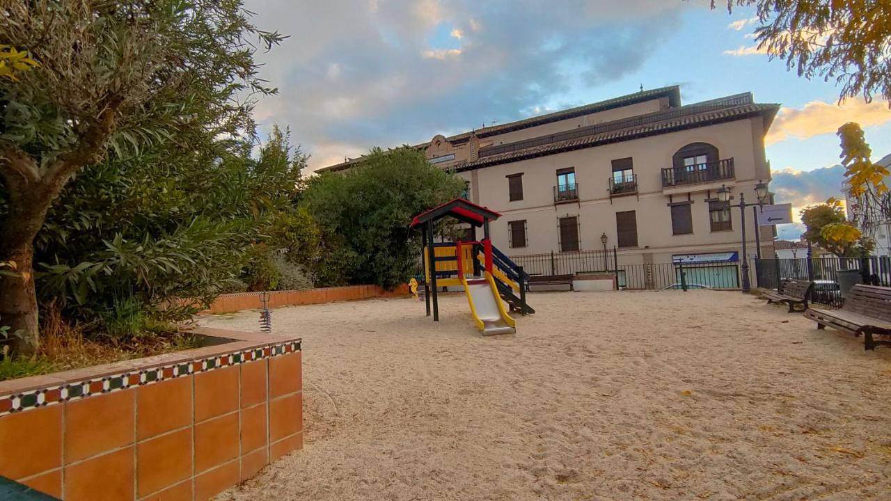 Amplio Apartamento Familiar De 3 Dormitorios En La Zubia Granada A Un Paso De La Alhambra Y Sierra Nevada Eksteriør billede